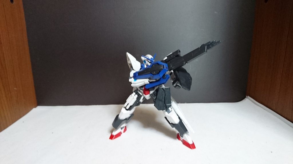 ガンスタ復活おめでとう!
てことで以前作ったけどエマーシーエクシアの強化形態です( *・ω・)ノ