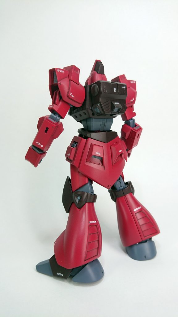 バックショット。
軽量、高機動型という感じ。