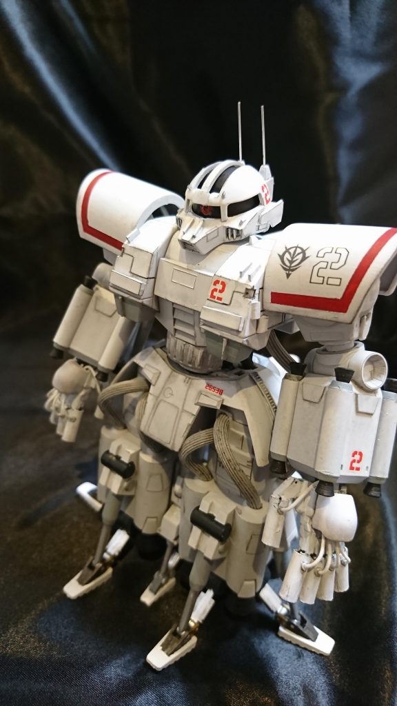 マスオさんに倣ってランナー削りだしパーツでディテールを追加してみました。
デカールはアフター品とキット付属のものです。