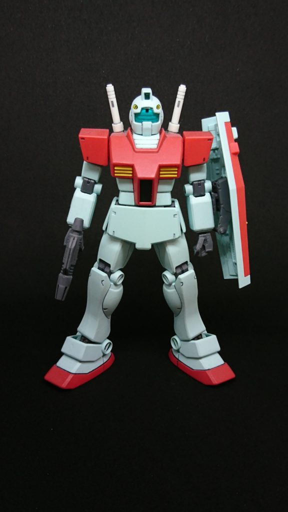 武装はビームスプレーガンとシールド
シールド裏は塗装しない方が好きなので塗っていませんw