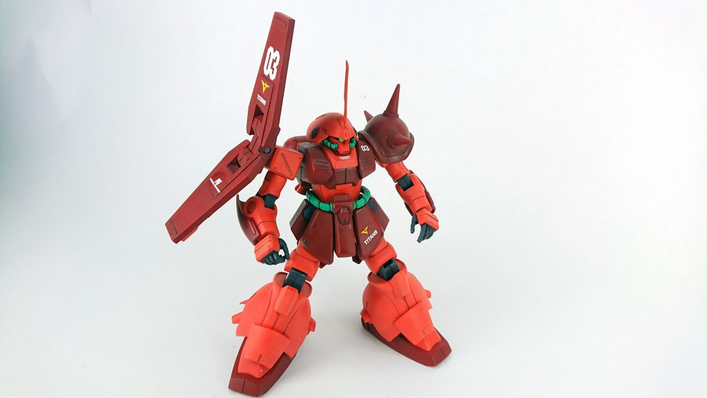 プロポーションに関してはHGの中でも屈指の出来の良さです。