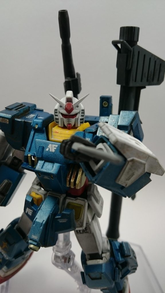 予備用ナイフ
何も考えずに装着させました…笑
使い道としては装甲をこじ開けたりかな？