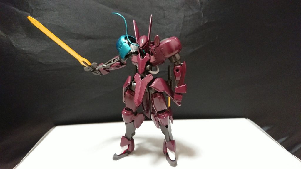 [総合スペック]1.0～13.0の内。

グリム・ドゥ・ゲルデのスペックは９．０と判断。

[戦果]
多数のMS撃破に貢献。
???を撃破(後に紹介予定)
黒地客を撃破(後に紹介予定)

黒地客との戦闘において戦闘不能になる。