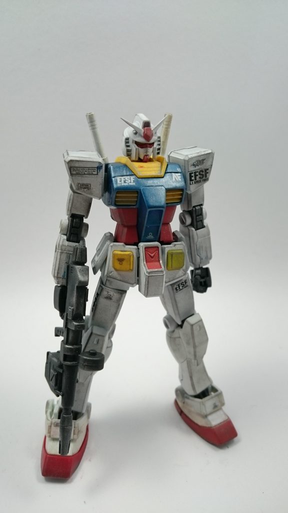 着脱可能です
胸は磁石によって装着させています
後は挟み込みや押し込み？で装着させています