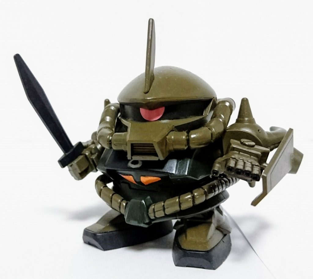 キットは左手のフィンガーバルカン開口以外はほぼ素組です。塗装は水性ホビーカラー筆塗り+クレオスのウェザリングカラーのブラウンでばーっと。