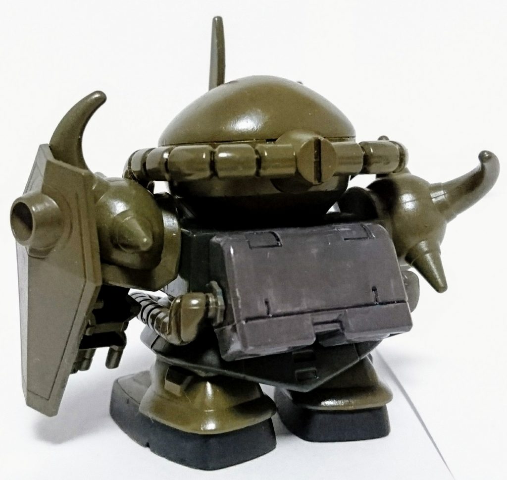 後姿。塗装後のすみいれにウェザリングカラーはとても便利でした。