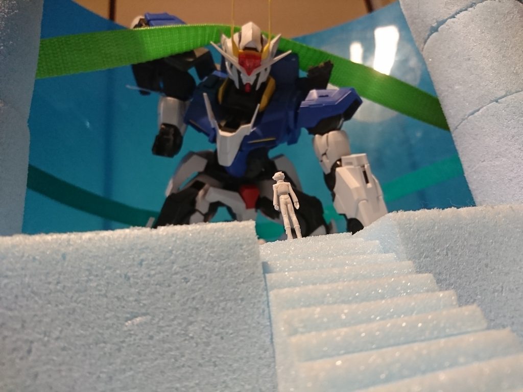 実は完成3日前まで神殿風になる予定でした