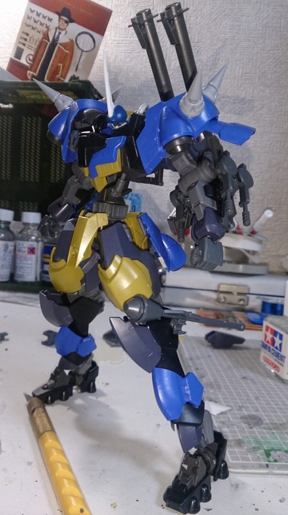 塗装前。
ただただ切り貼りしただけです(((^_^;)