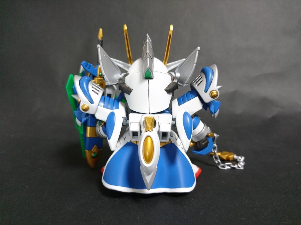 通常形態・背面。
バックパックはオーライザーをイメージしています。