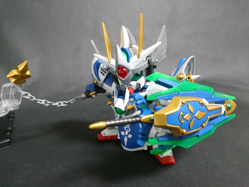 「改宗を開始する。」
戒律騎士は聖職者でもあるため、刃の付いた武器は基本的に使用を禁じられている。
戦闘時は、フレイルや巨大な盾による打撃攻撃を主体とするが…