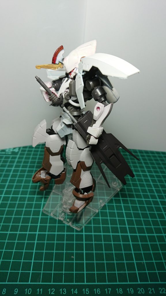 ヴィダールのレイピアを装備