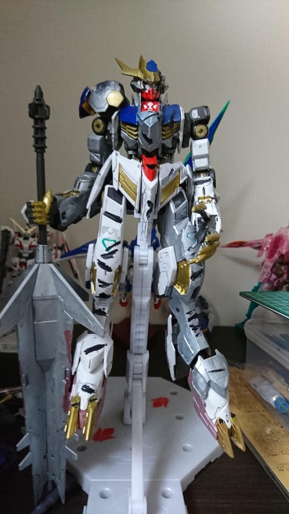 塗り途中の写真です。