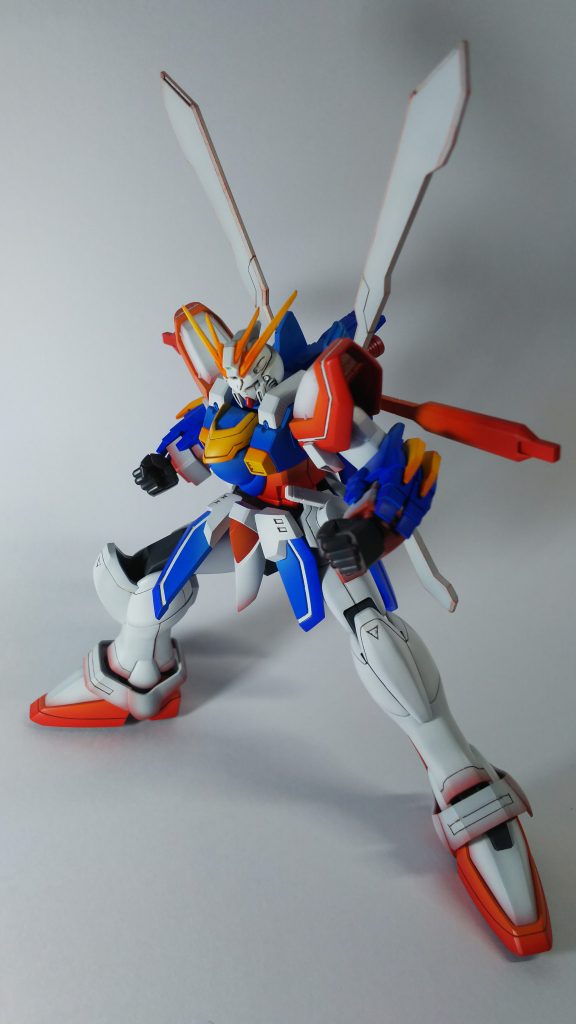 腰を入れんかァ！
腰部で延長しているため、腰を落とした構えを（若干）取りやすくなってます
白地の赤いシャドウは、力を込めて末端が熱を帯びたようなイメージです