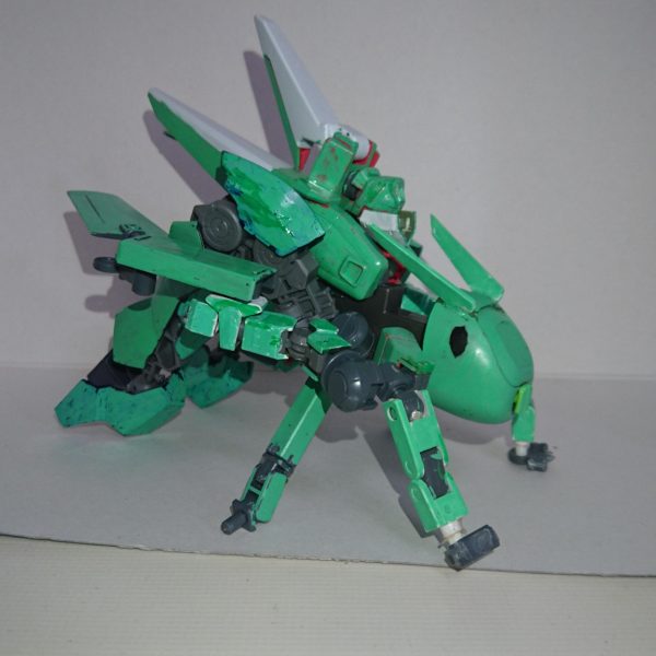 バッタガンダム