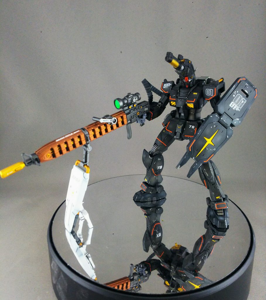 黒のFSDにはガンダムA付属の大型ライフルを装備させました。