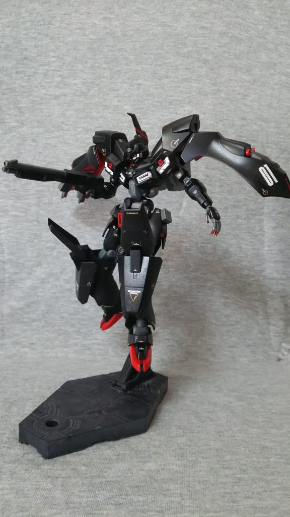 デカール140枚くらい貼ったんですがあんまり目立たないですね