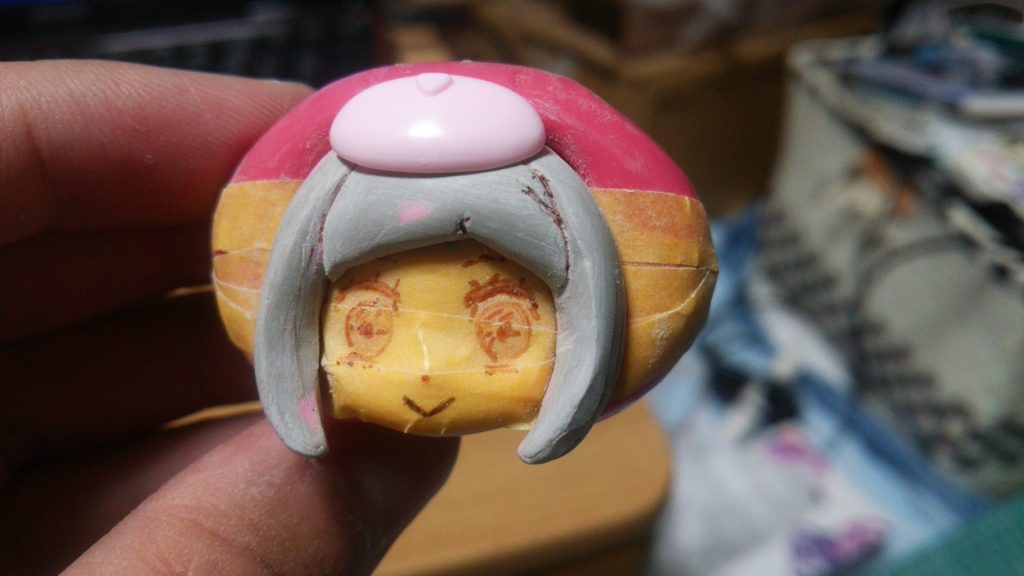 パテできゃらっがいモモをベースに改造して行きます。