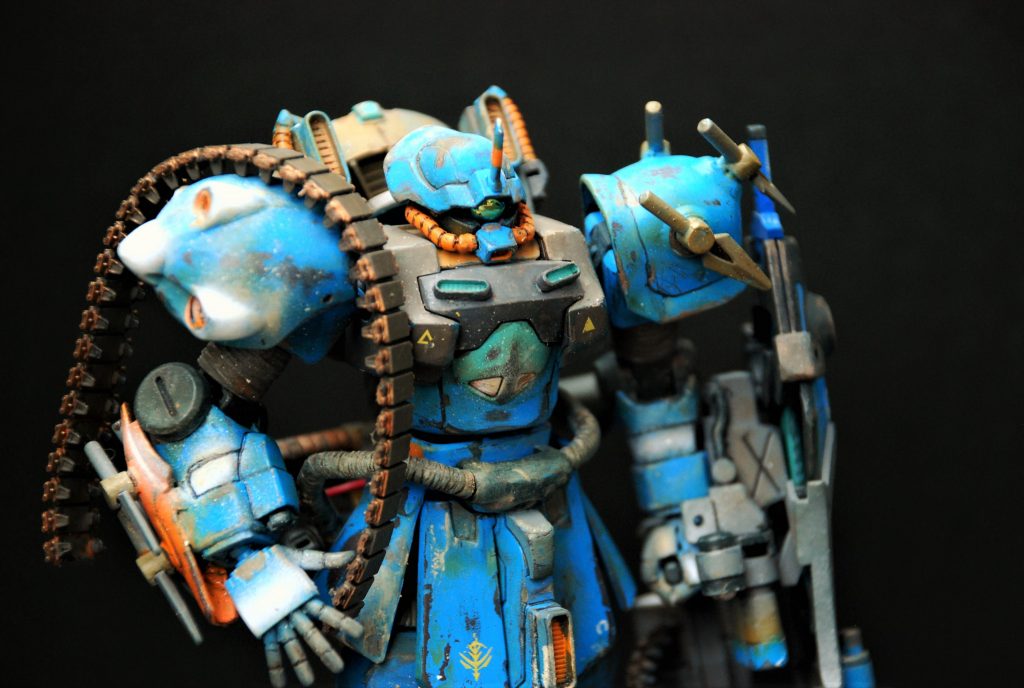 ピッチングとウェザリングで砂漠の過酷な環境下でのダメージ再現