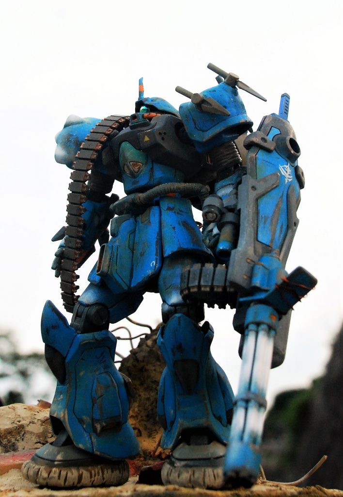 ジャンク屋で偶然見つけたイフリートのテストパーツを流用したという設定です