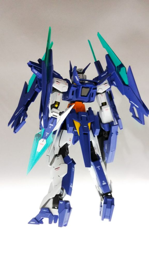 リアビュー
あちこち尖らせている為、ブンドドする度に手やら指やらにパーツが刺さって少し痛い、そんなキットです。