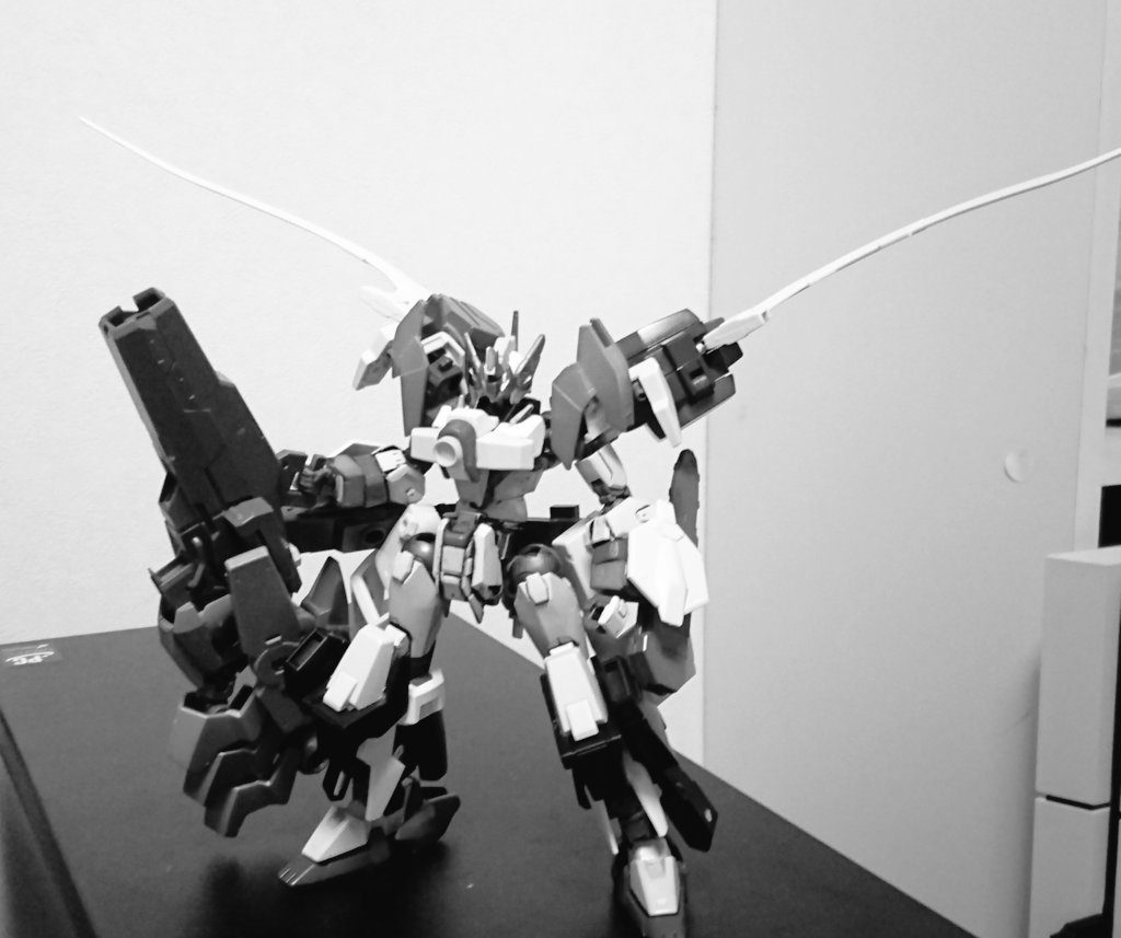 現在ディザイアガンダム専用装備を三つ製作し、順次公開予定ですので楽しみにしていてください!
・・・みなさんは元ネタ、わかりますか?