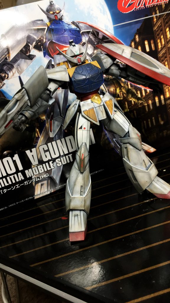 箱絵と同じポーズを