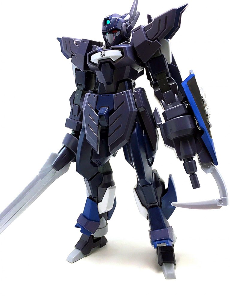 ## Gサイフォス(歴戦Ver.)
数々の戦闘を経て修理、改修されたGサイフォス
脚部に装甲が追加されていたり、シールドが装備されていたりする
頭部も左右非対称になった