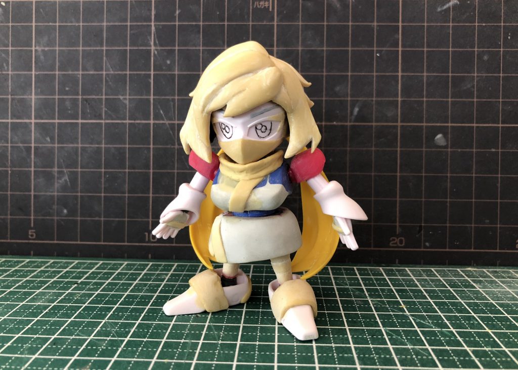 ポーズ時の指は隠密忍者、髪は紅武者を使用しています。残りはほぼパテで製作しました。