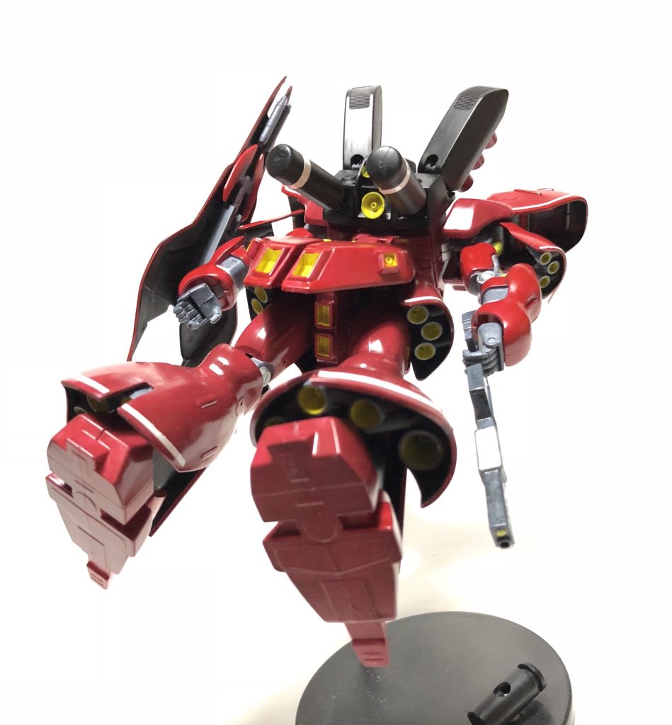 した
 
黄色いノズルたくさん。
 
「ギュネイが手間取っている。サザビー出るぞ！」