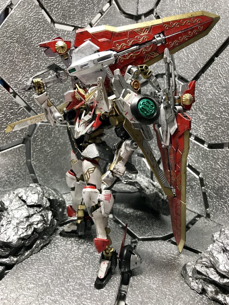 ガンダムラグナ–6枚目/制作者：komurofactory