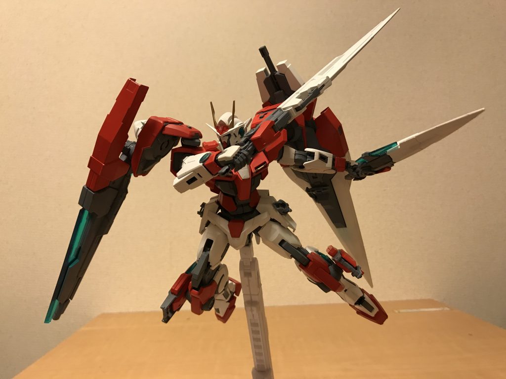 GNソードⅡロング&ショート
GNソードⅡを大きさの違う武装に変えたもの
ロングにはグリップが付いており、ブラスターみたいに両手に持って撃つことができる
ショートにはワイヤーがあり剣先を射出する機構が付いている
(なお再現した写真はありませんw)