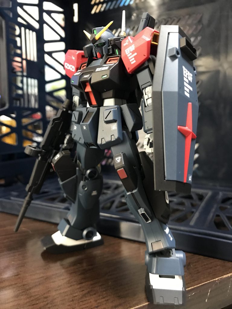 パイロットは、マサキ.キョウスケの兄
マサキ.ハヤト。