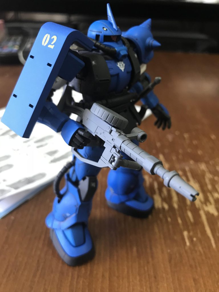 頭部バルカンは穴開けて真鍮パイプを瞬着でつけました。初めての改造でした