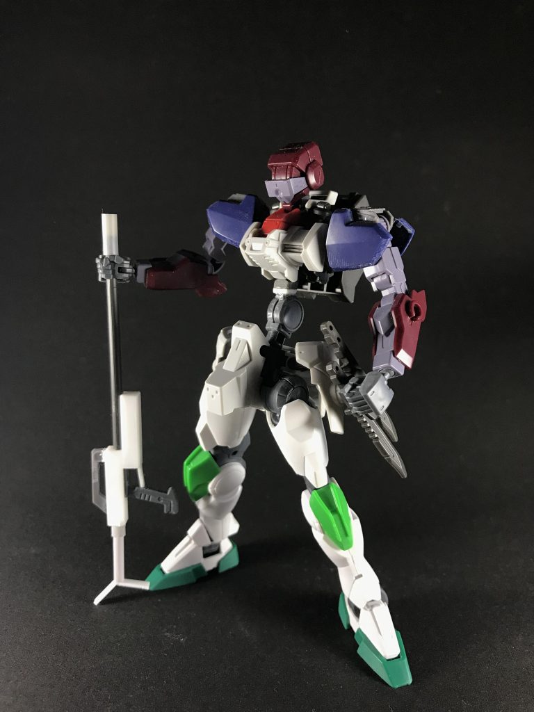 機体自体は1時間ちょいで形はできました
ライフルはほぼスクラッチで作りました
塗装自体も30分程で出来ました

正直ほぼあまりパーツの寄せ集めで製作した子です💦