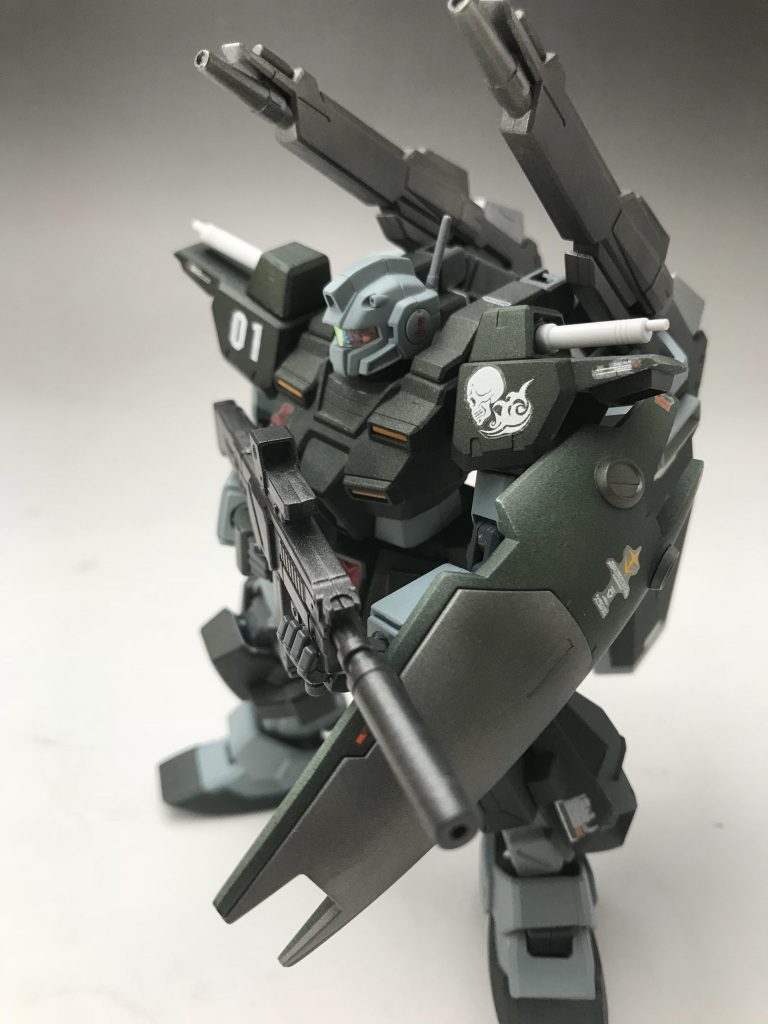 砂煙あげながらホバー移動とか…