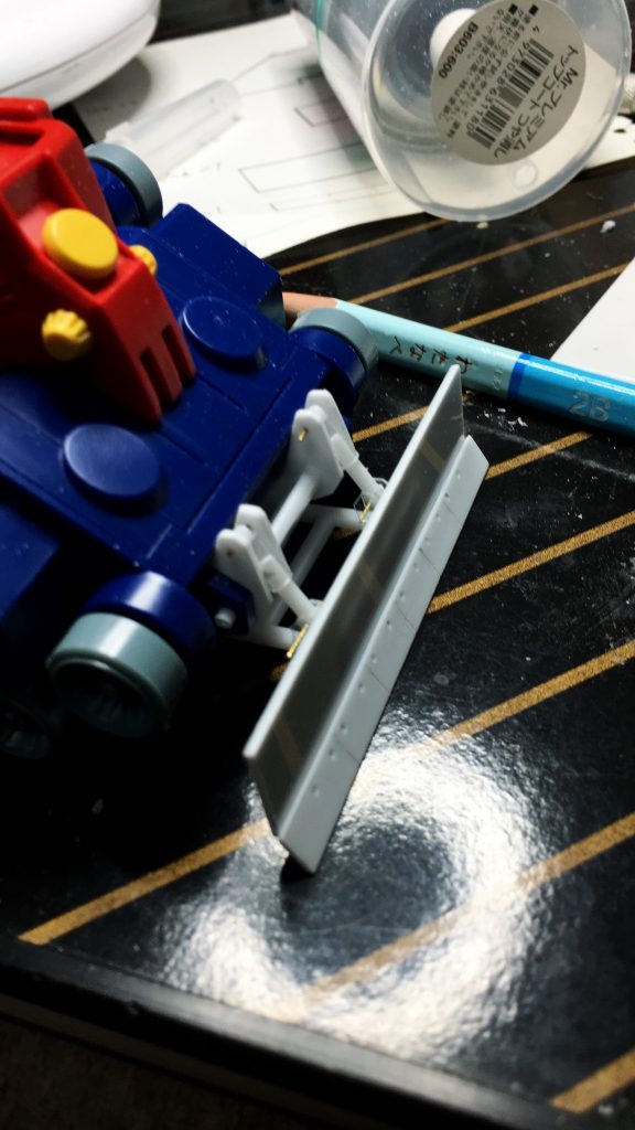 排土板完成、この工作が一番楽しかった!