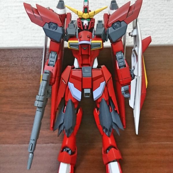 セイバーガンダムインターセプター