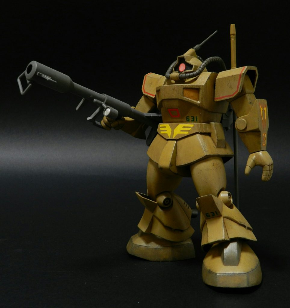 股関節軸と足首を針金接続に変更して足裏の接地性を高めました。