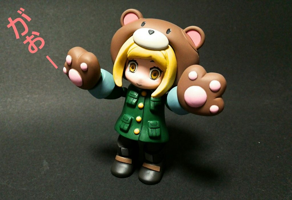 クマハンドを装着した野生化モード♪