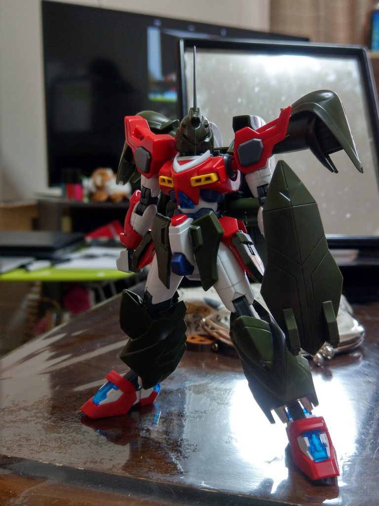 カミキにゲイツを着せた状態。
キャストオフは出来ません。