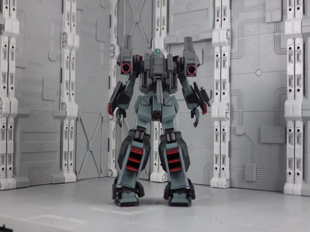 フルアーマー化したようにしか見えない見た目のなっちゃいましたW
おまけにベースのはずのジムカスタムの使用率が…。