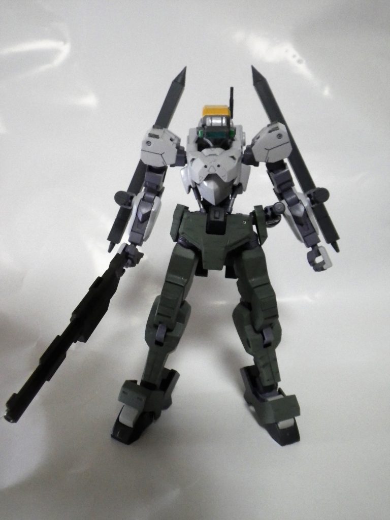 STH-16-c獅電コマンダー(試製型)「Pharmad」(トンファー装備型)–2枚目/制作者:ストラス