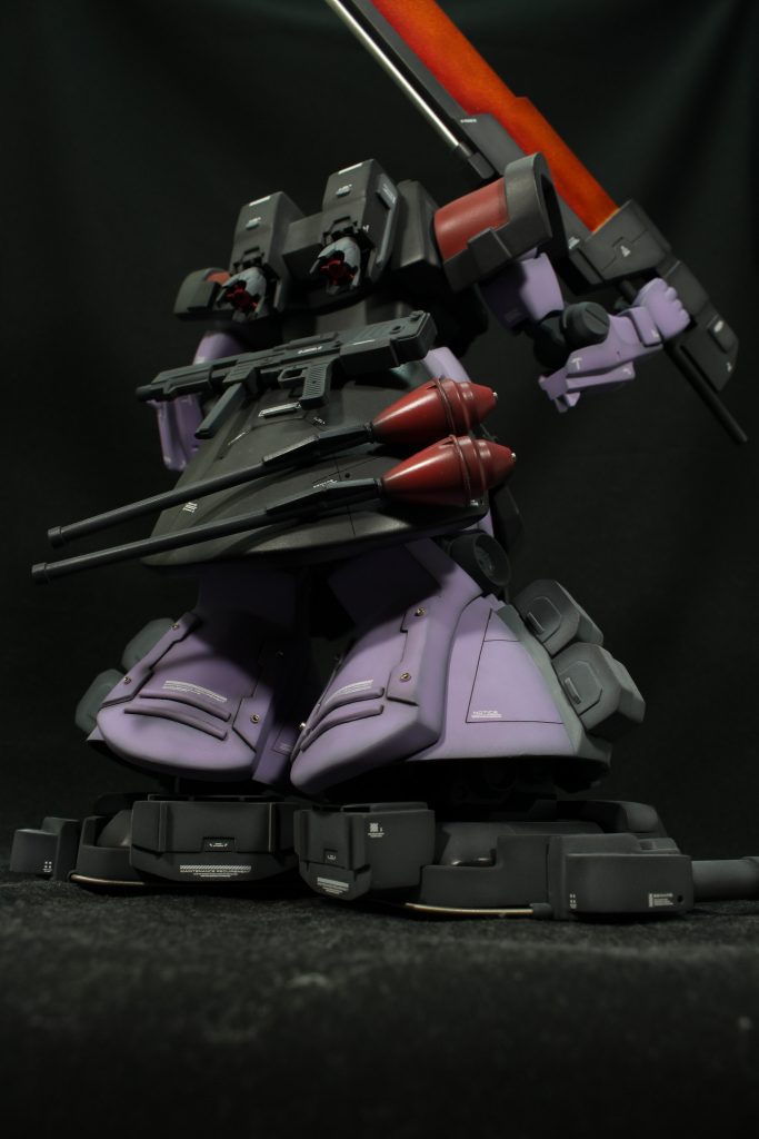 マシンガンとシュツルム・ファウストはネオジムでお尻につけられるようにしました。