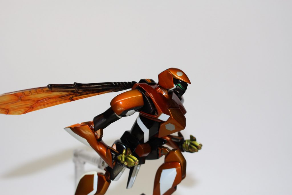 戦蜂–4枚目/制作者：アッシー