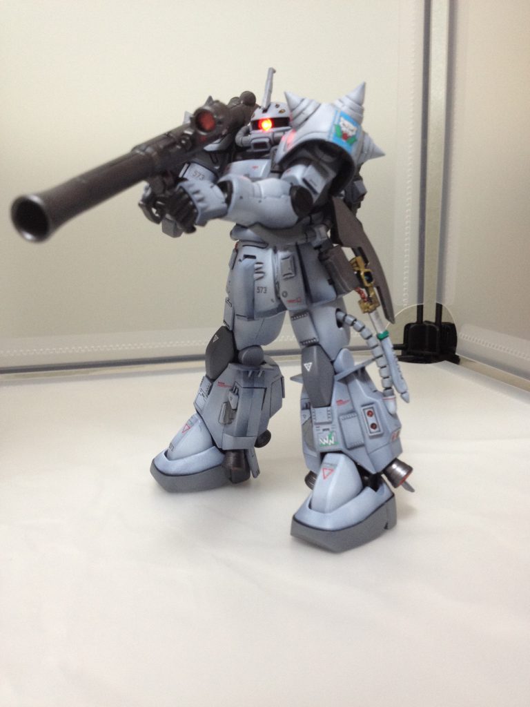 バズーカ装備。これもスコープはクリアパーツ化。