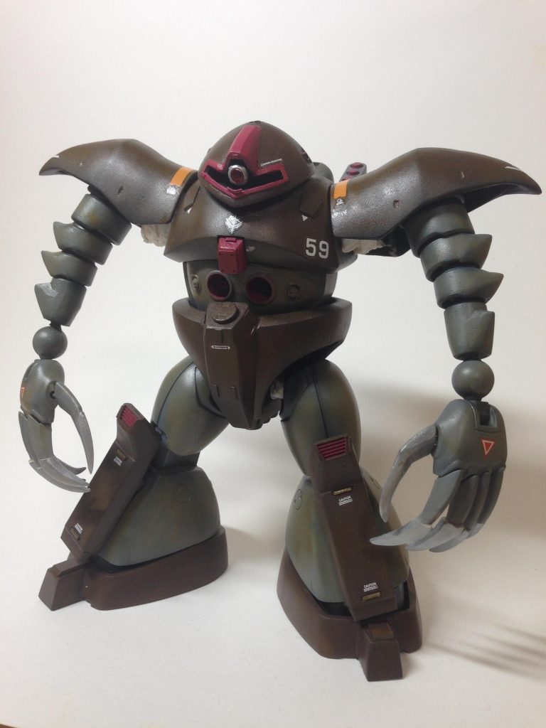 腕、肩、腰、関節部分を延長しています。