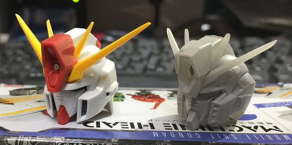 マシンヘッド頭部との比較。
どっちがダブルゼータっぽいかは自明の理です。