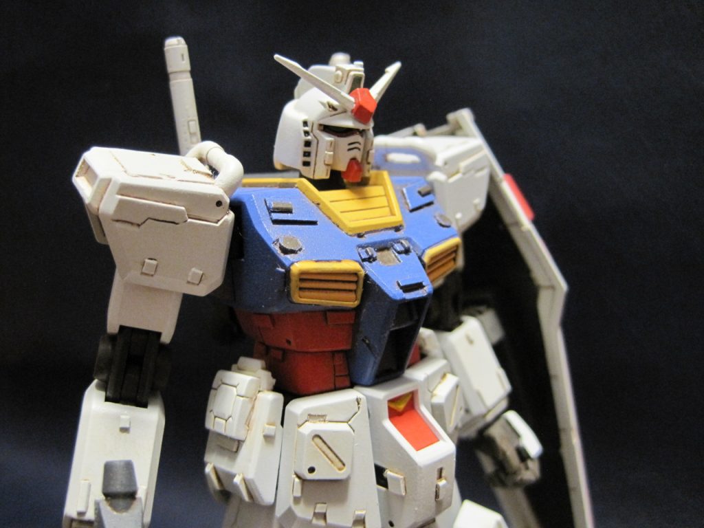 どアップ　モールドはセイラ・マスオ氏のパワードジムを参考に