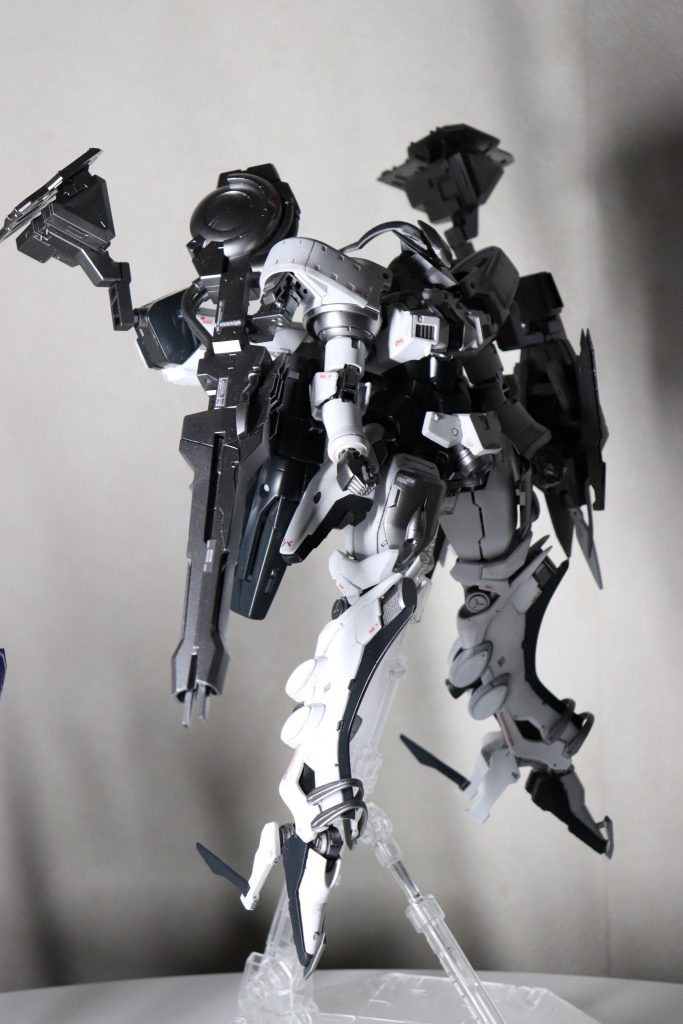 ローブを脱いだ後の姿