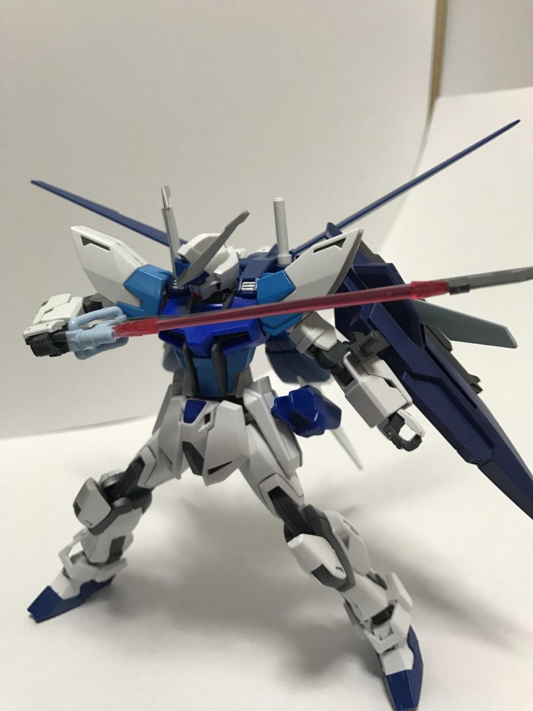 【重斬刀】
シグー ディープアームズの物を使用。
サイドアーマーにマウントパーツを接続。